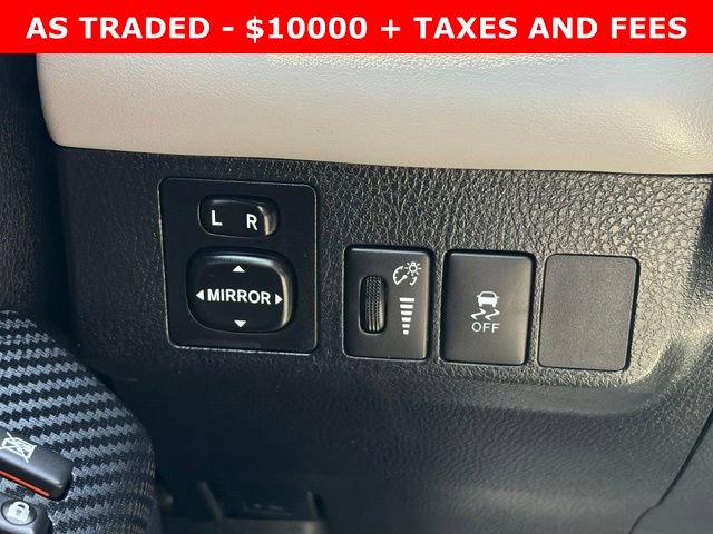 Used 2013 Toyota RAV4 XLE FWD image 20