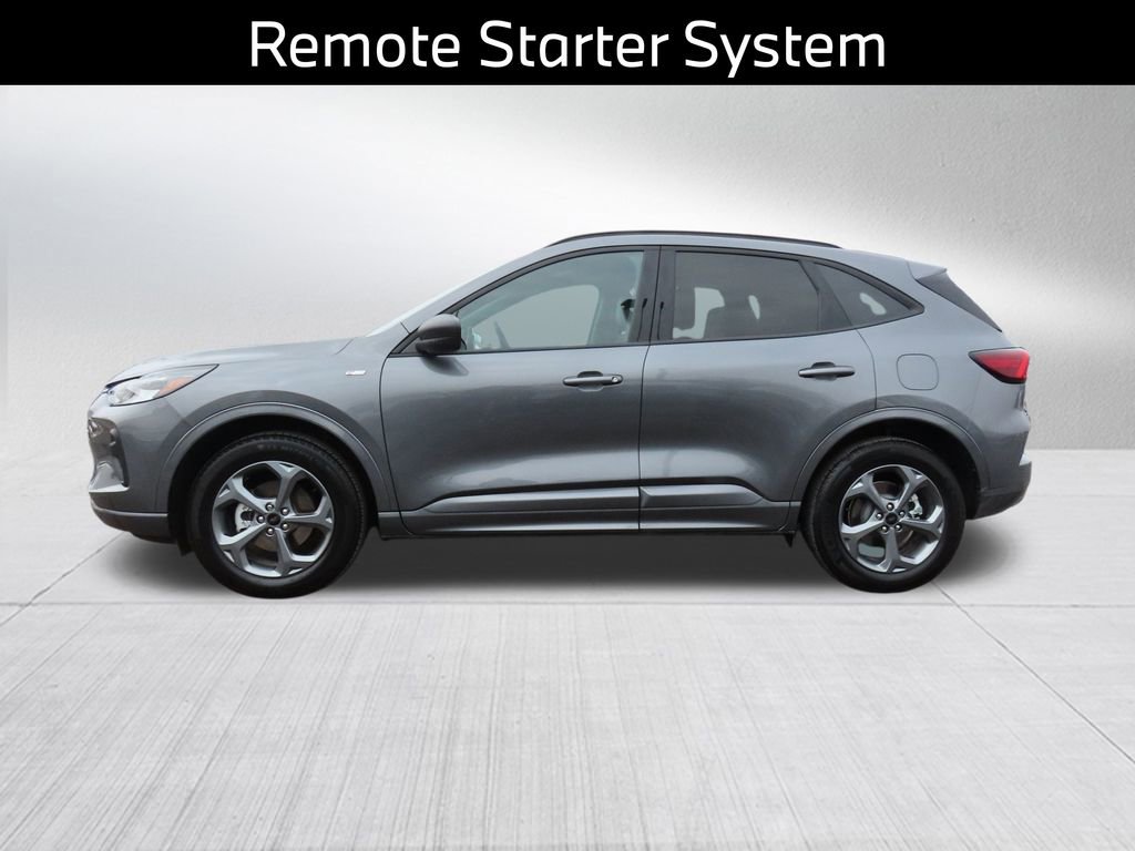 Used 2024 Ford Escape ST-Line w/ Tech Pack #1 image 9