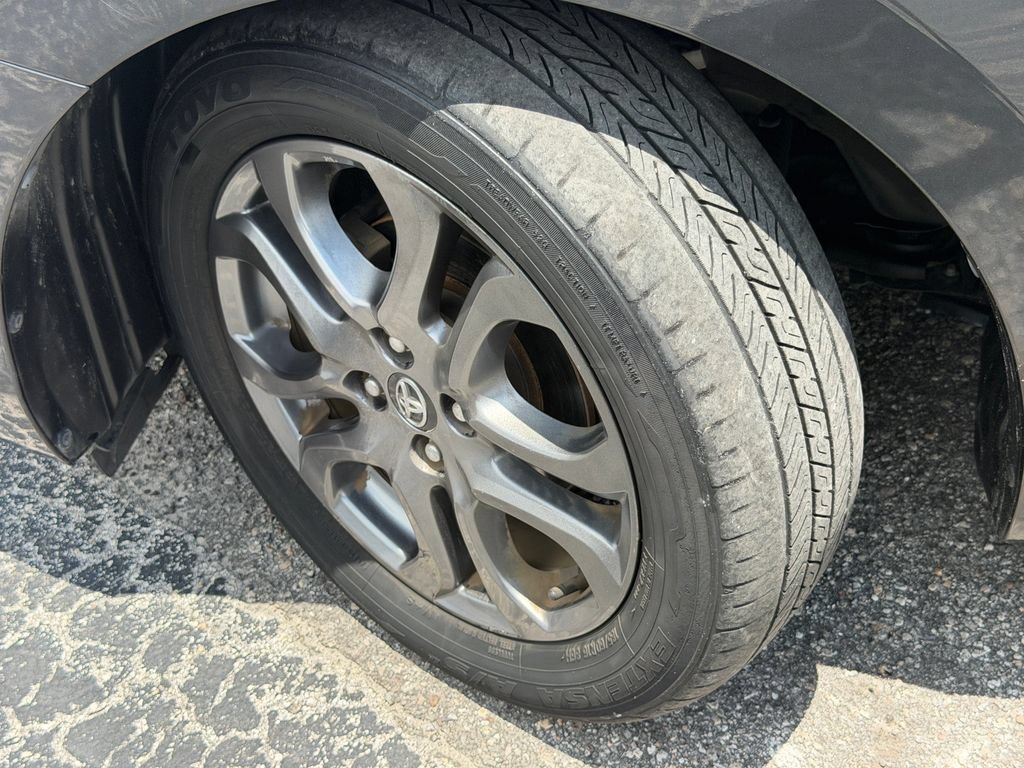 Used 2020 Toyota Yaris LE FWD image 36
