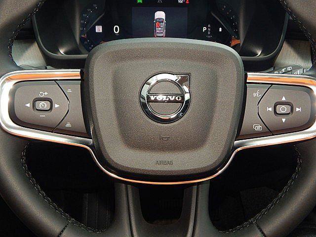 Used 2026 Volvo XC40 B5 Plus w/ Protection Package Premier AWD/4WD image 23
