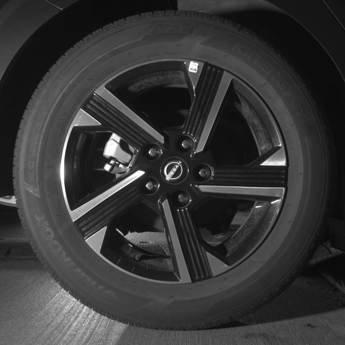 Used 2025 Nissan Sentra SV image 15