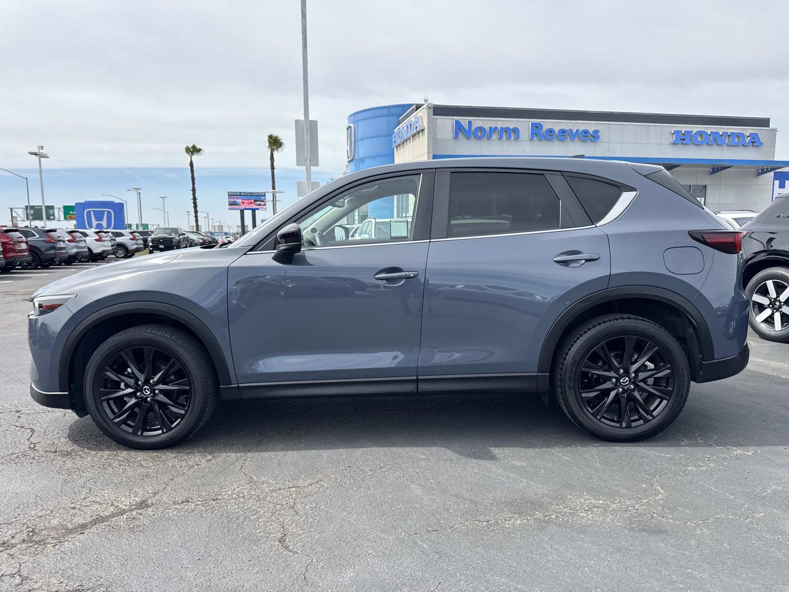Used 2023 MAZDA CX-5 Carbon Edition AWD/4WD image 2