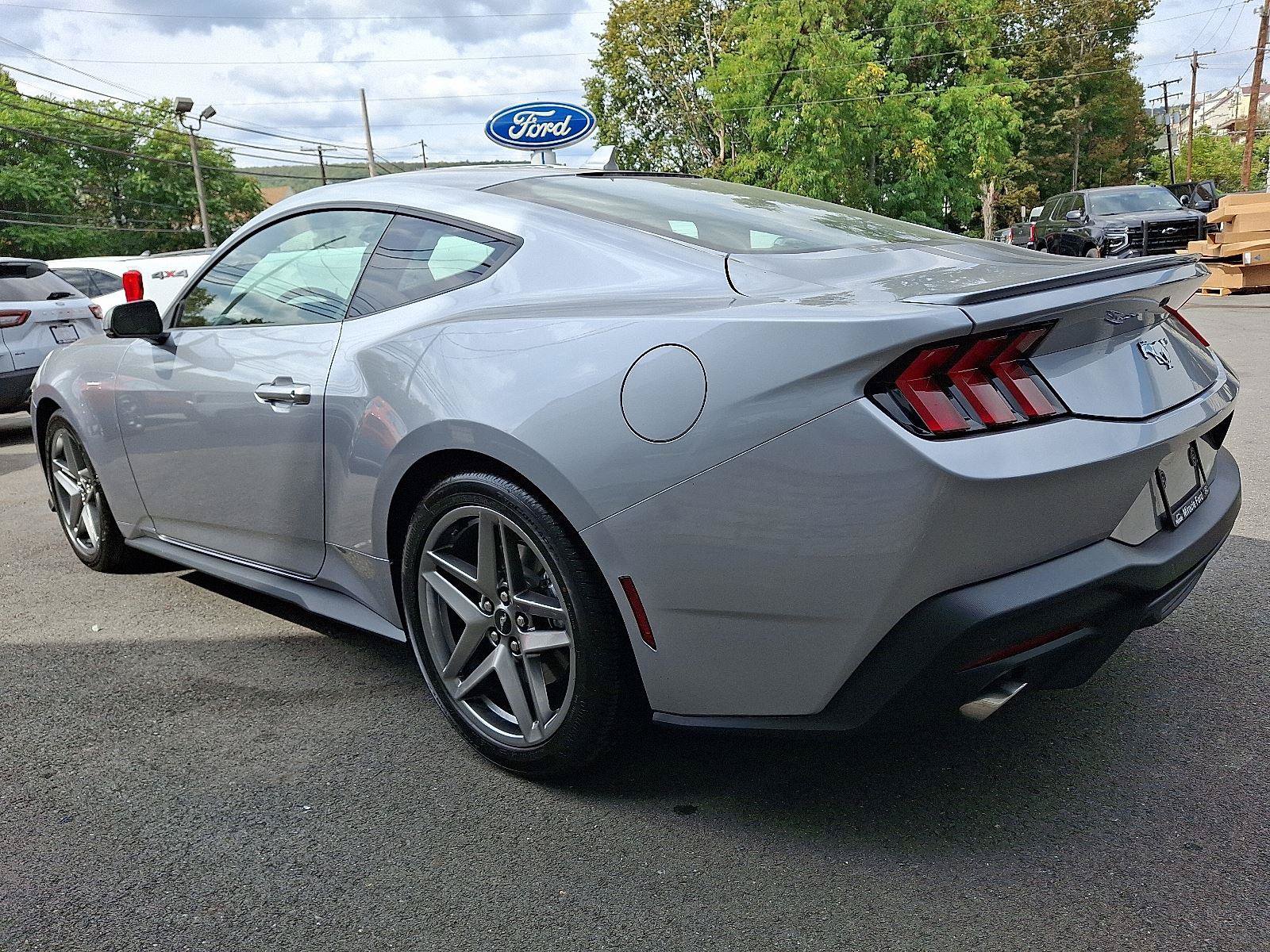 New 2025 Ford Mustang Premium RWD image 4