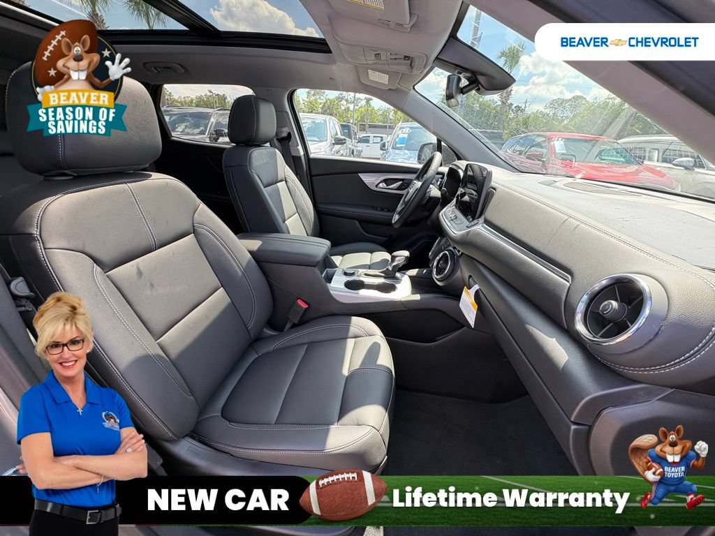 New 2025 Chevrolet Blazer LT w/ Midnight/Sport Edition AWD/4WD image 23