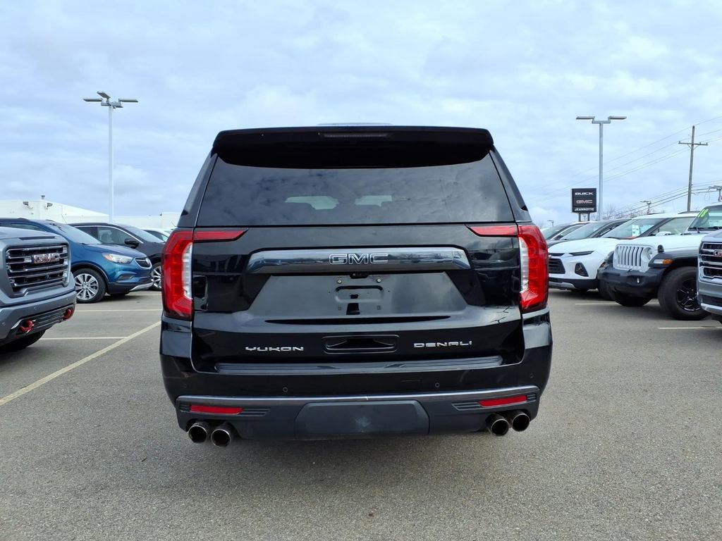 Used 2023 GMC Yukon XL Denali Ultimate image 6