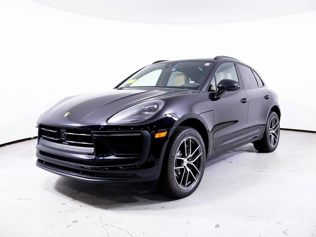 New 2025 Porsche Macan image 1