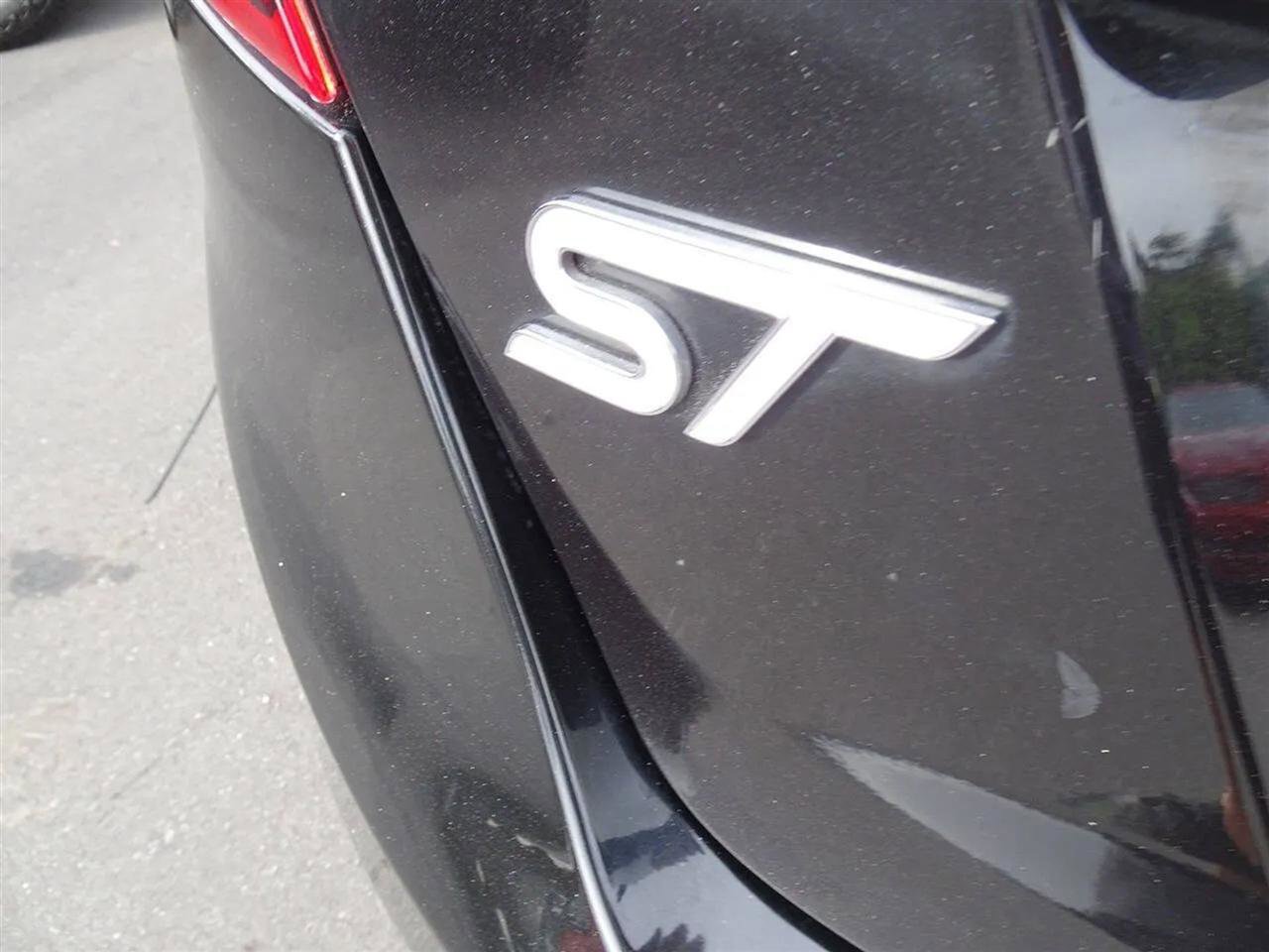 Used 2014 Ford Fiesta ST w/ ST Recaro Package image 16