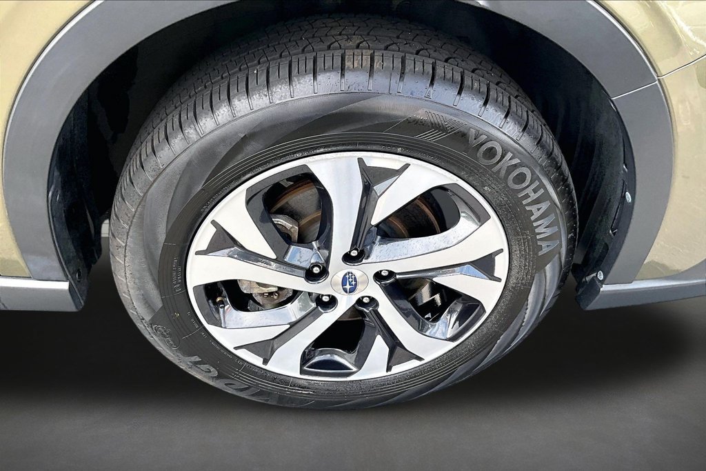Used 2021 Subaru Outback Touring AWD/4WD image 33