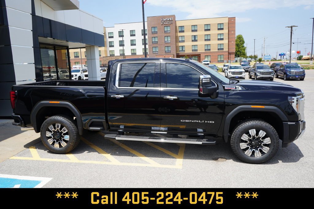 New 2026 GMC Sierra 2500 Denali w/ Denali Reserve Package AWD/4WD image 11
