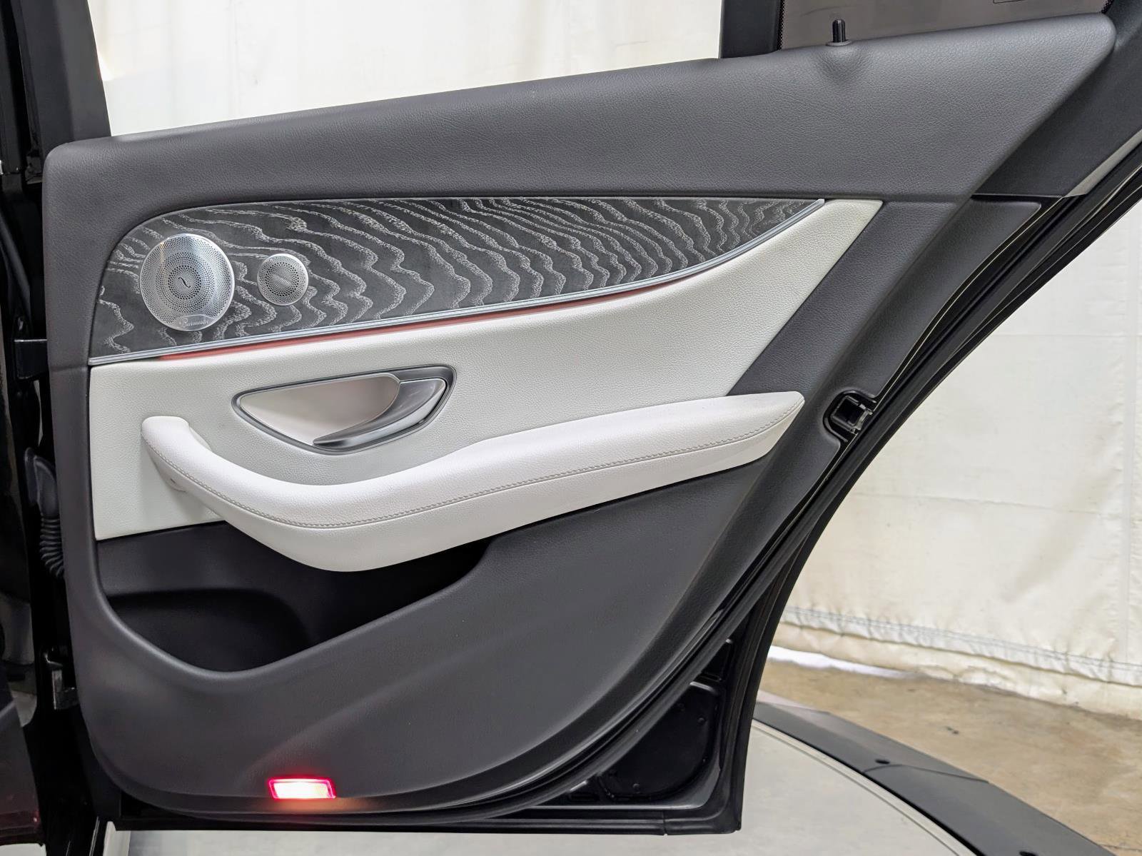 Used 2021 Mercedes-Benz E 450 4MATIC Sedan w/ Premium Package image 21