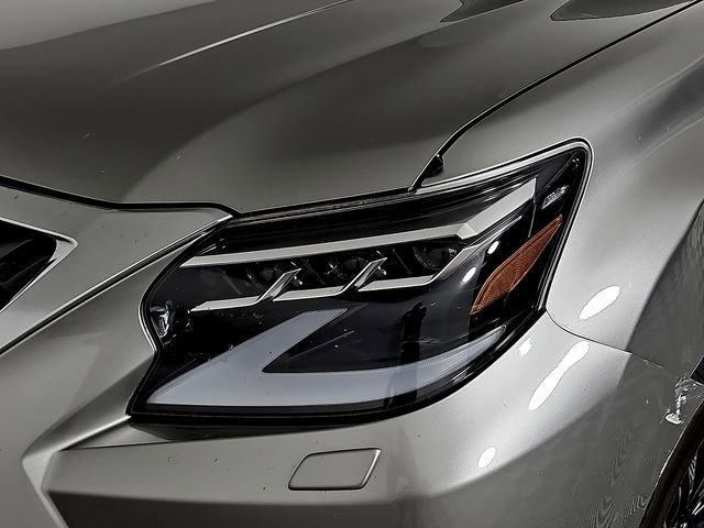Used 2023 Lexus GX 460 Luxury w/ Sport Design Package image 10