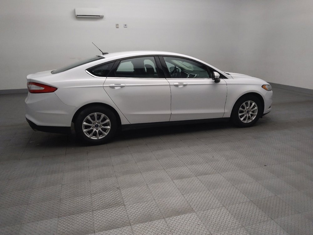 Used 2016 Ford Fusion S FWD image 10
