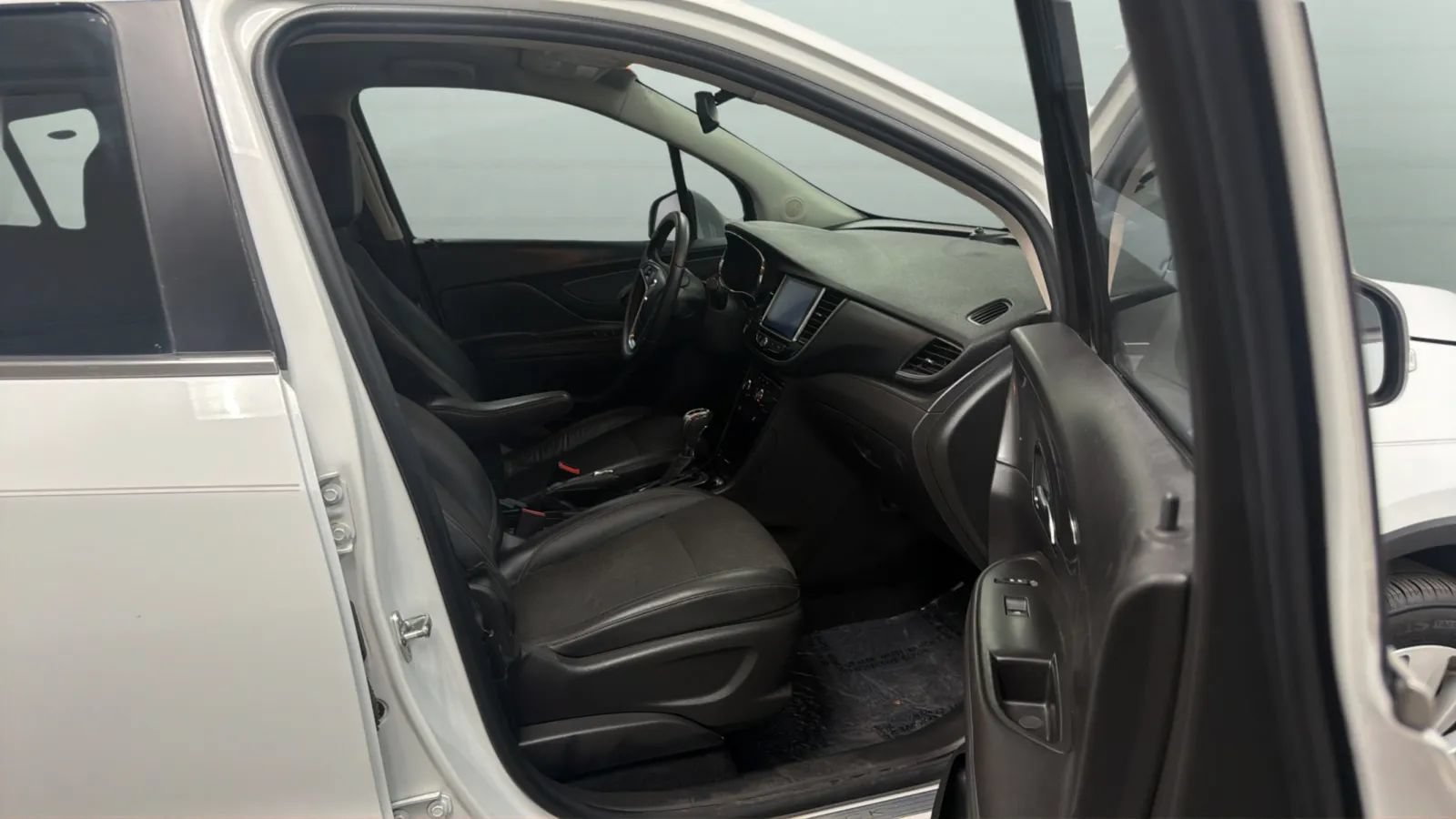 Used 2017 Buick Encore Preferred FWD image 22