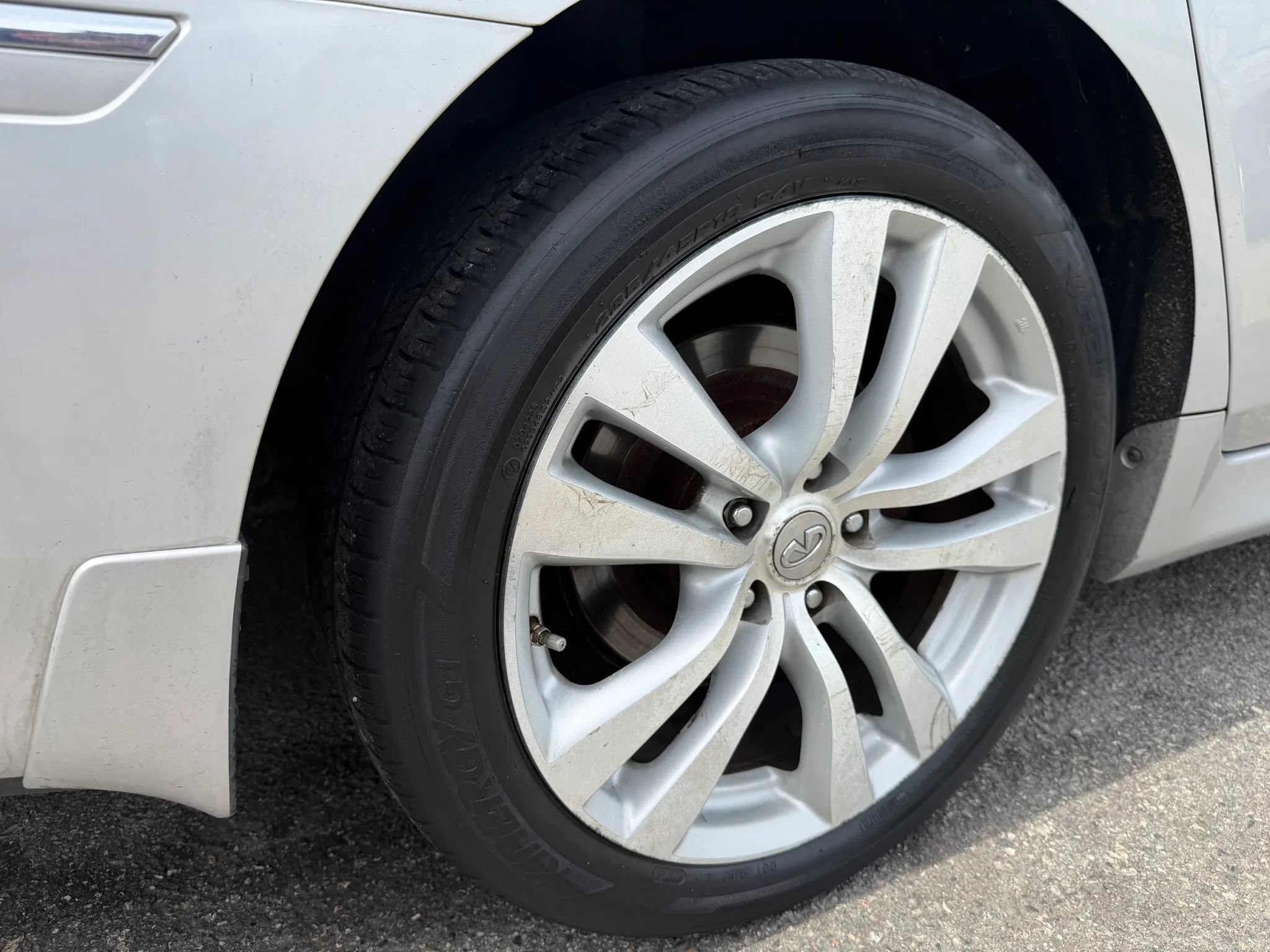Used 2008 INFINITI M35 x w/ Technology Pkg AWD/4WD image 27