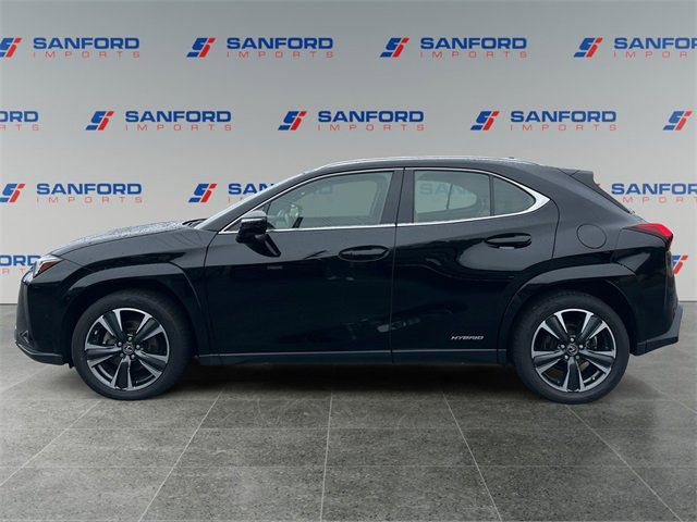 Used 2022 Lexus UX 250h w/ Premium Package image 2