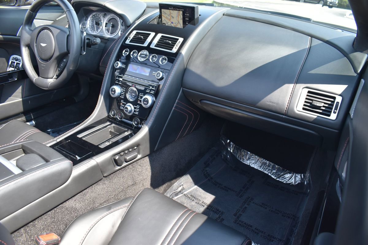 Used 2014 Aston Martin V8 Vantage S image 25