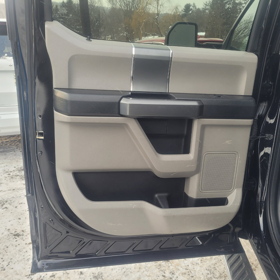 Used 2016 Ford F150 XLT w/ Equipment Group 301A Mid image 30