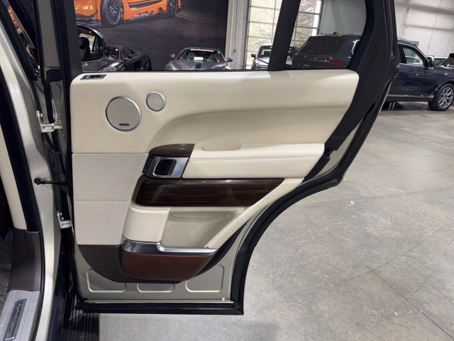 Used 2013 Land Rover Range Rover Autobiography image 61