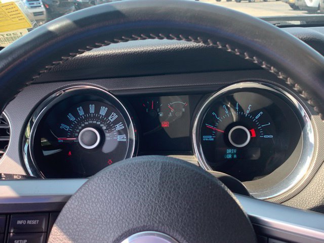 Used 2013 Ford Mustang GT RWD image 13
