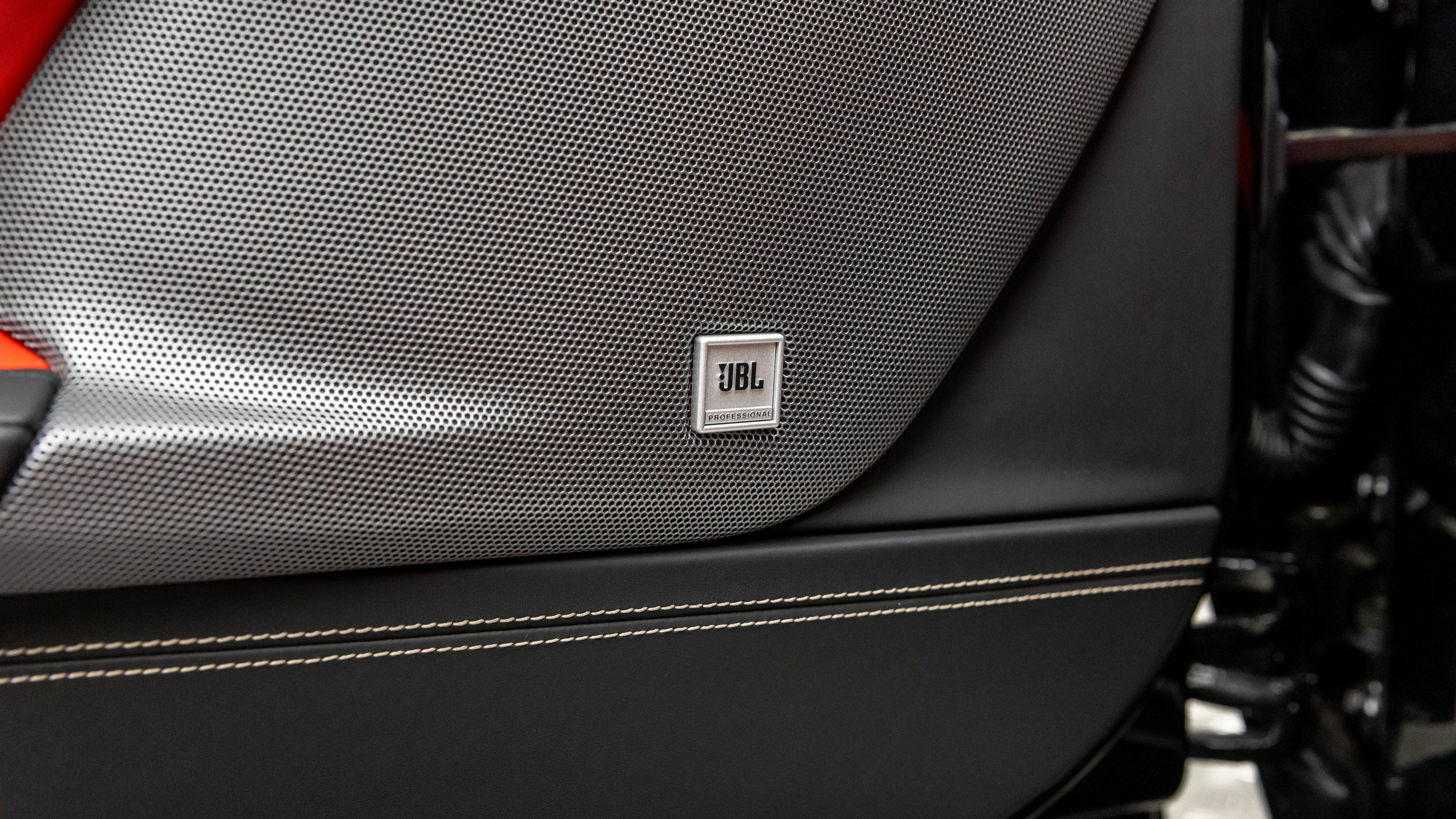 Used 2020 Ferrari GTC4Lusso T RWD image 34
