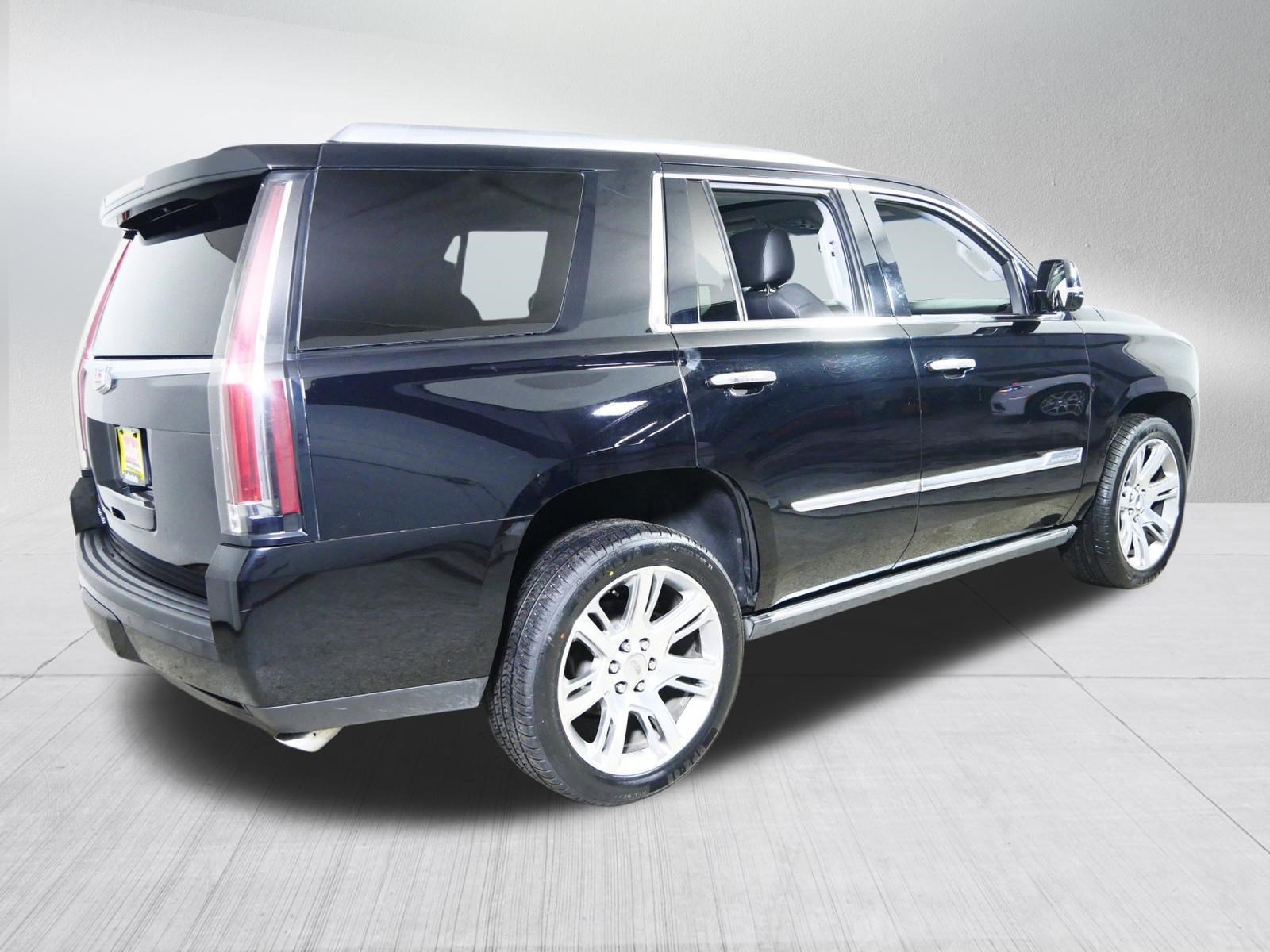 Used 2016 Cadillac Escalade Premium image 7