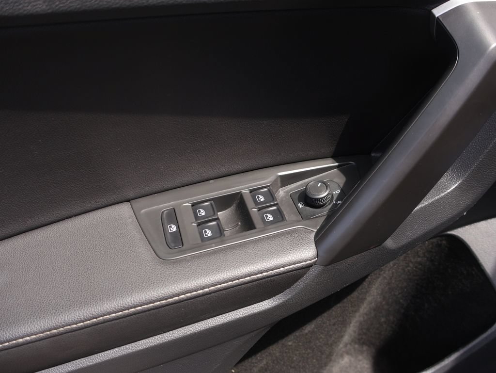 Used 2024 Volkswagen Tiguan S AWD/4WD image 16