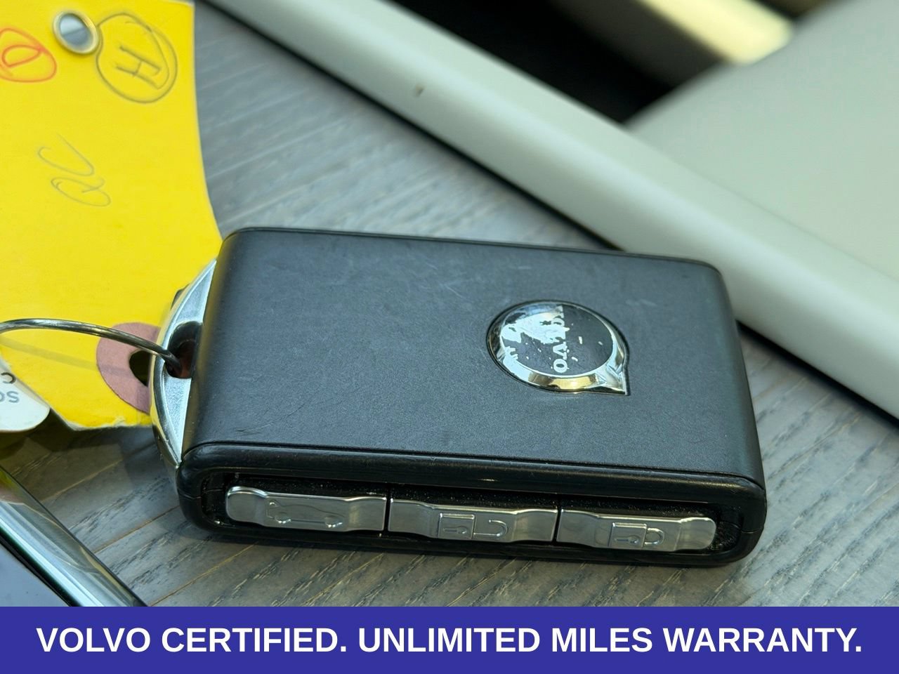 Certified 2025 Volvo XC90 T8 Plus AWD/4WD image 36