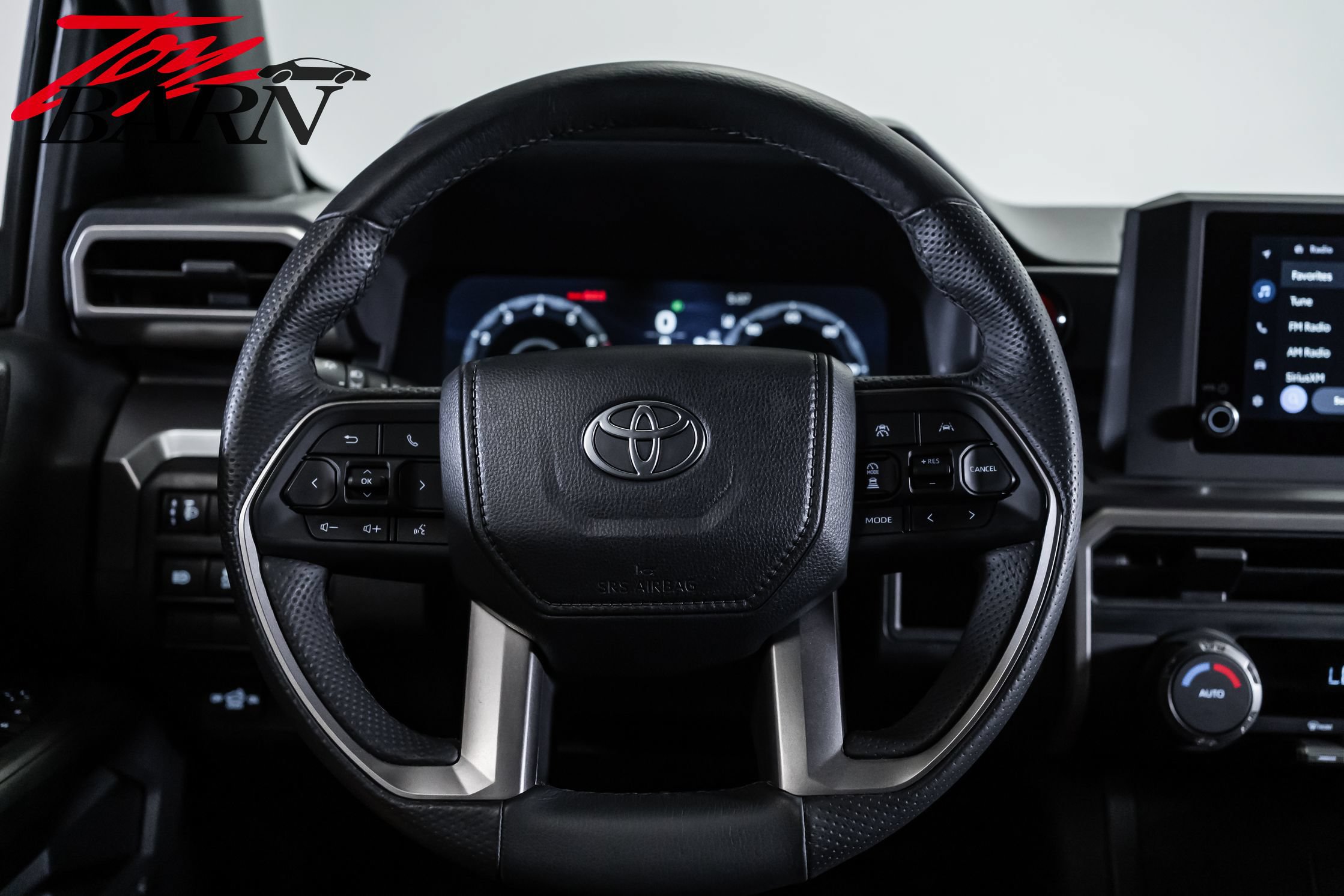 Used 2025 Toyota Tacoma TRD Off-Road AWD/4WD image 24