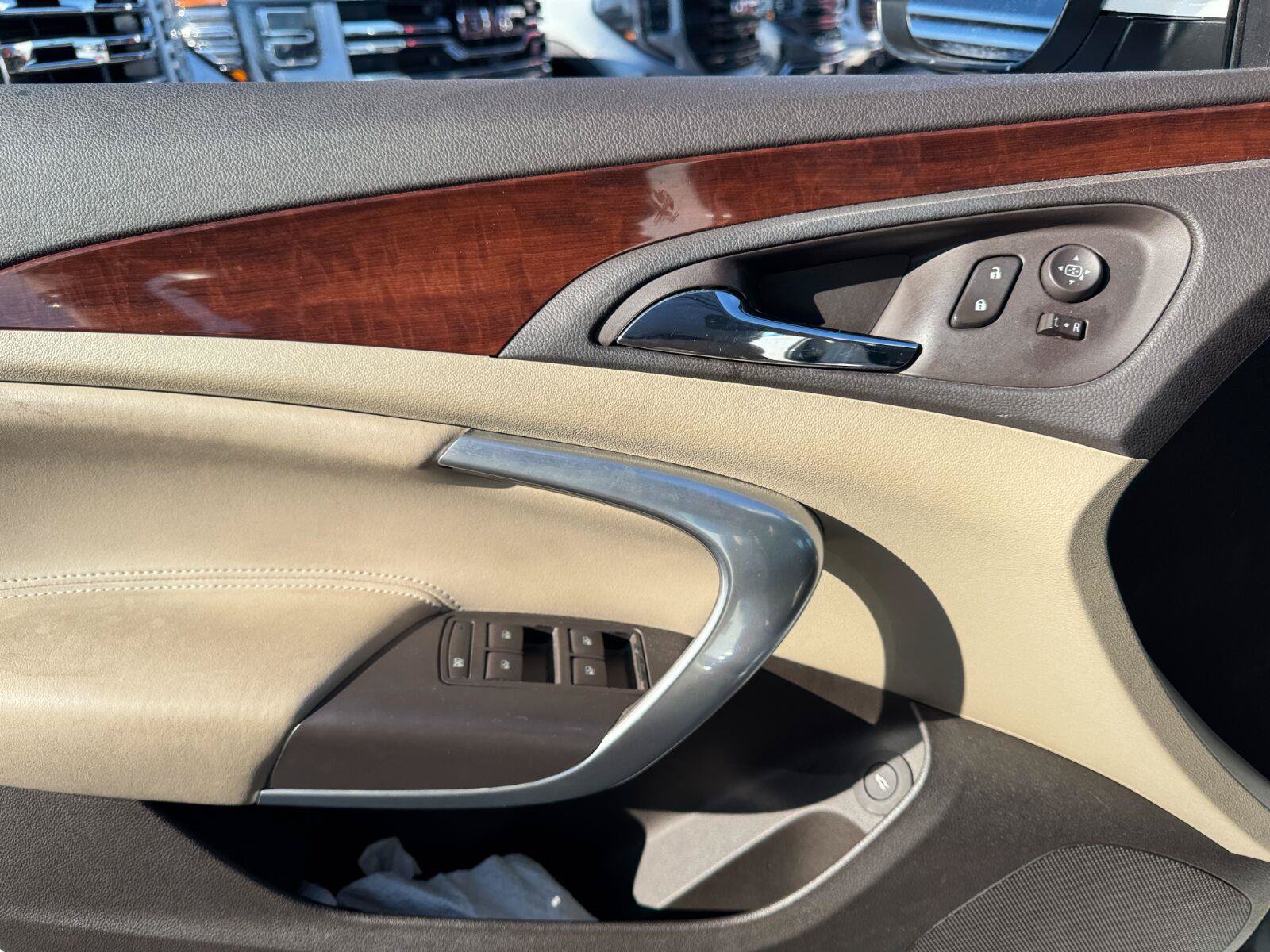 Used 2014 Buick Regal FWD image 19