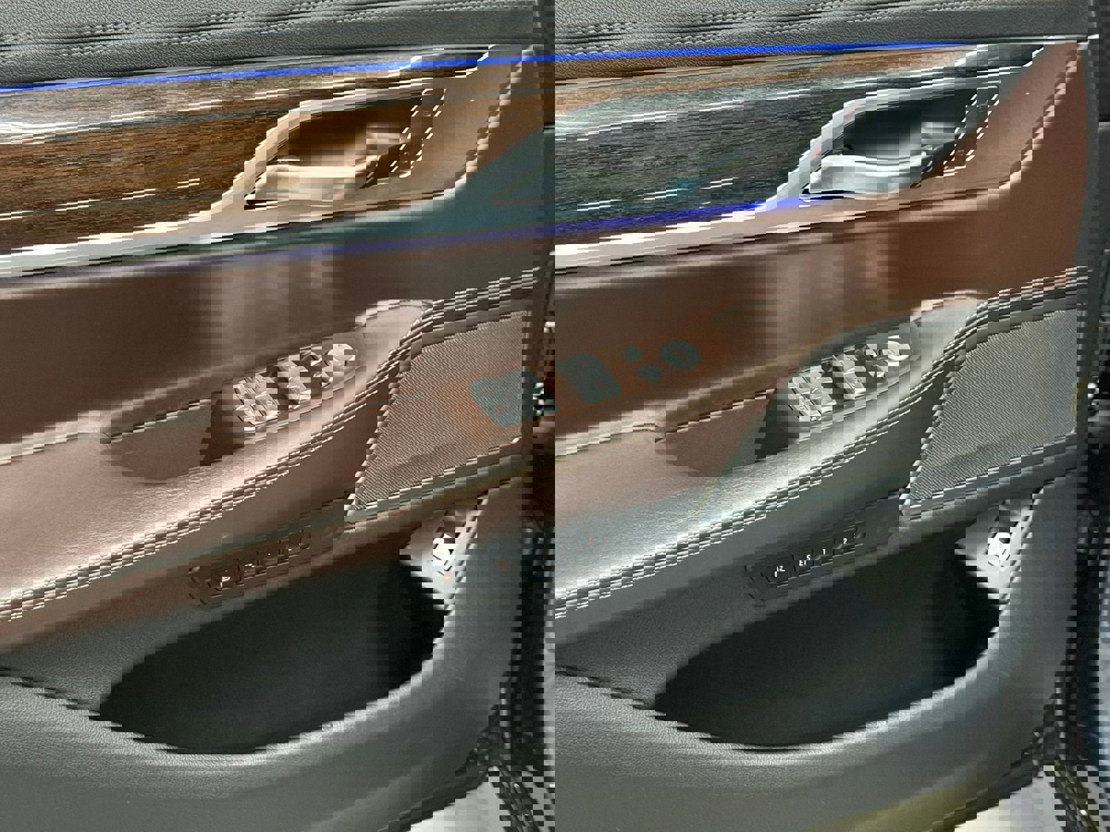 Used 2020 BMW 750i xDrive image 15