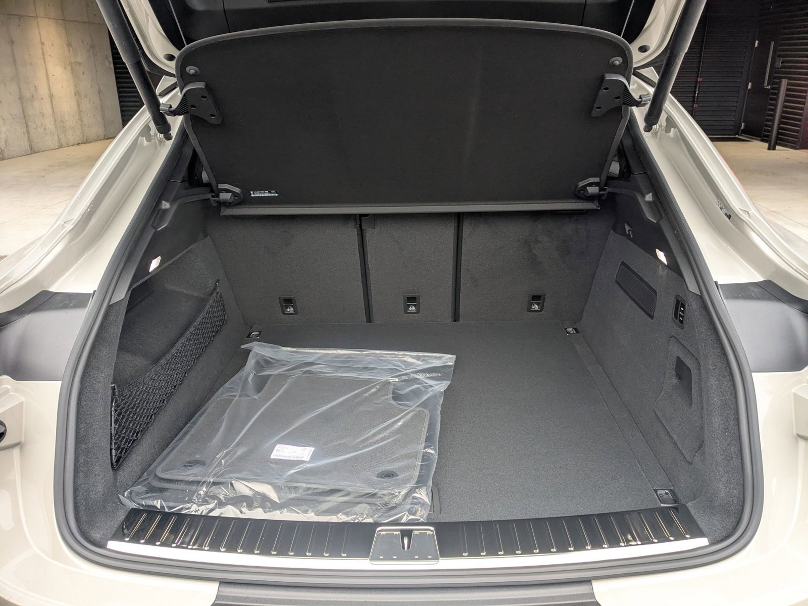 New 2026 Porsche Cayenne S image 24