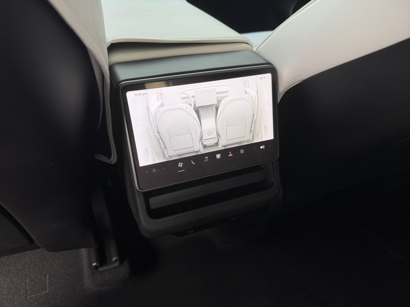 Used 2026 Tesla Model Y AWD image 13