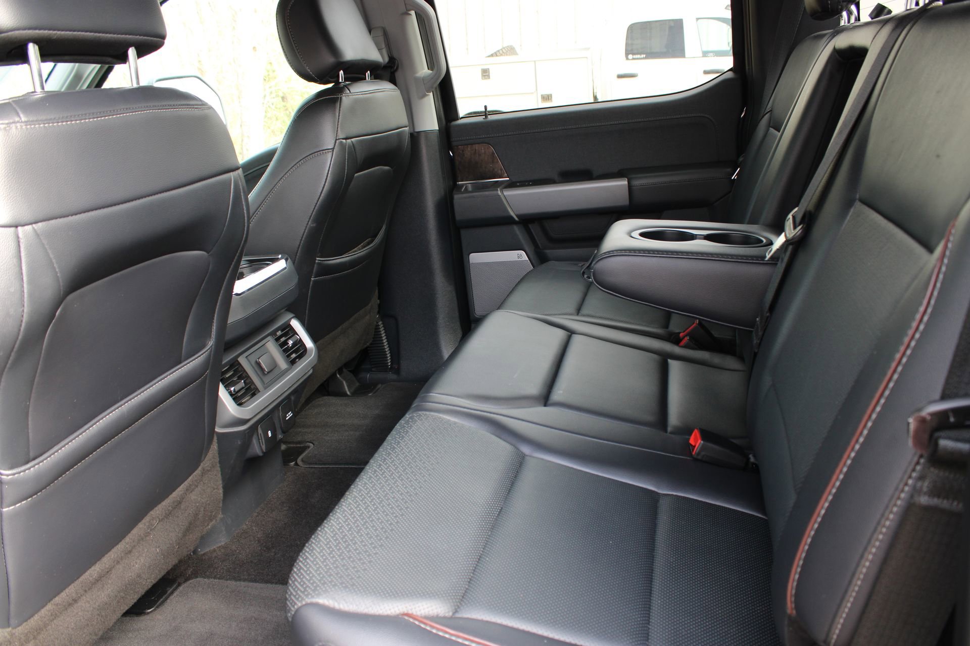 Used 2021 Ford F150 Lariat w/ FX4 Off-Road Package image 17