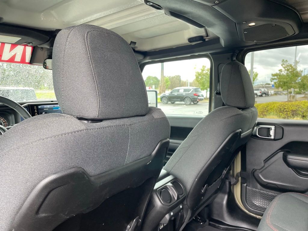 Used 2025 Jeep Wrangler Unlimited Rubicon image 26