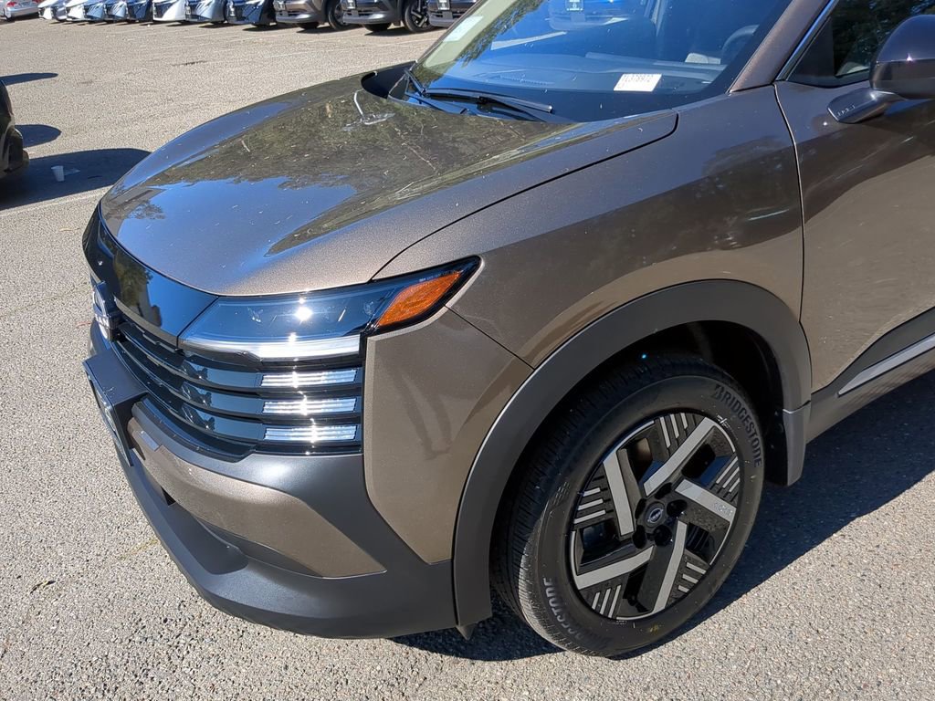 New 2026 Nissan Kicks SV image 10