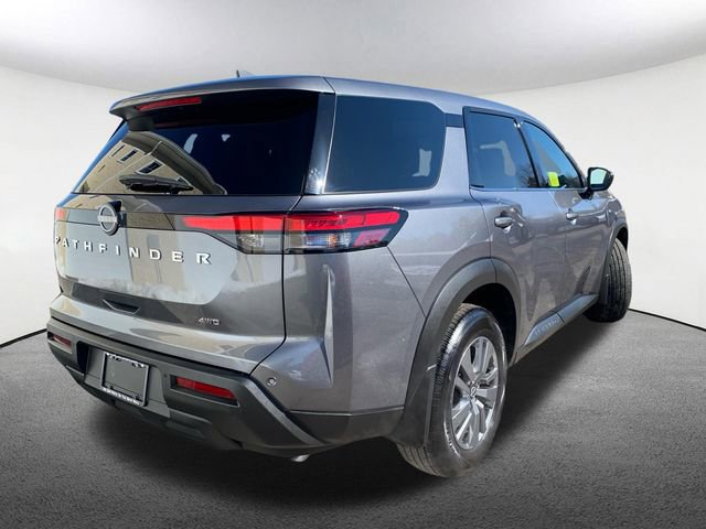 Used 2025 Nissan Pathfinder S image 14