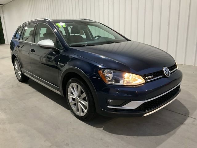 Used 2017 Volkswagen Golf Alltrack SE image 23