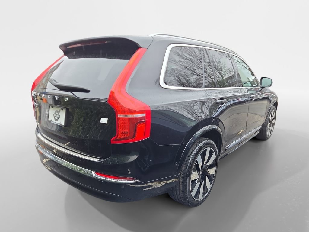 Certified 2023 Volvo XC90 T8 Ultimate w/ Protection Package Premier image 8