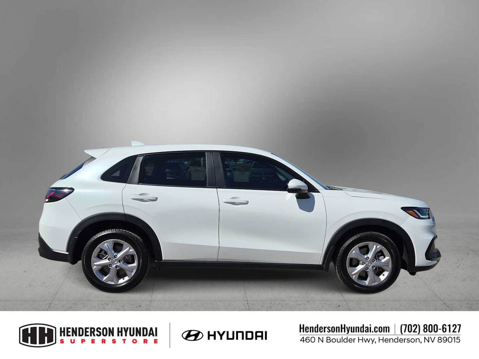 Used 2023 Honda HR-V LX image 9