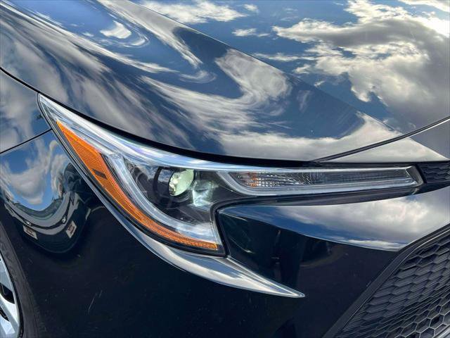 Certified 2022 Toyota Corolla LE image 11