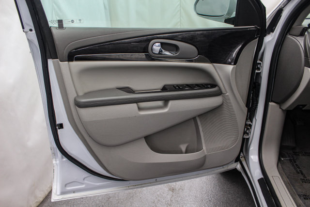 Certified 2016 Buick Enclave Convenience FWD image 12