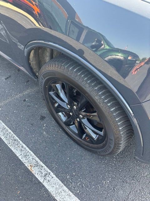 Used 2018 Dodge Durango GT w/ Premium Group AWD/4WD image 3