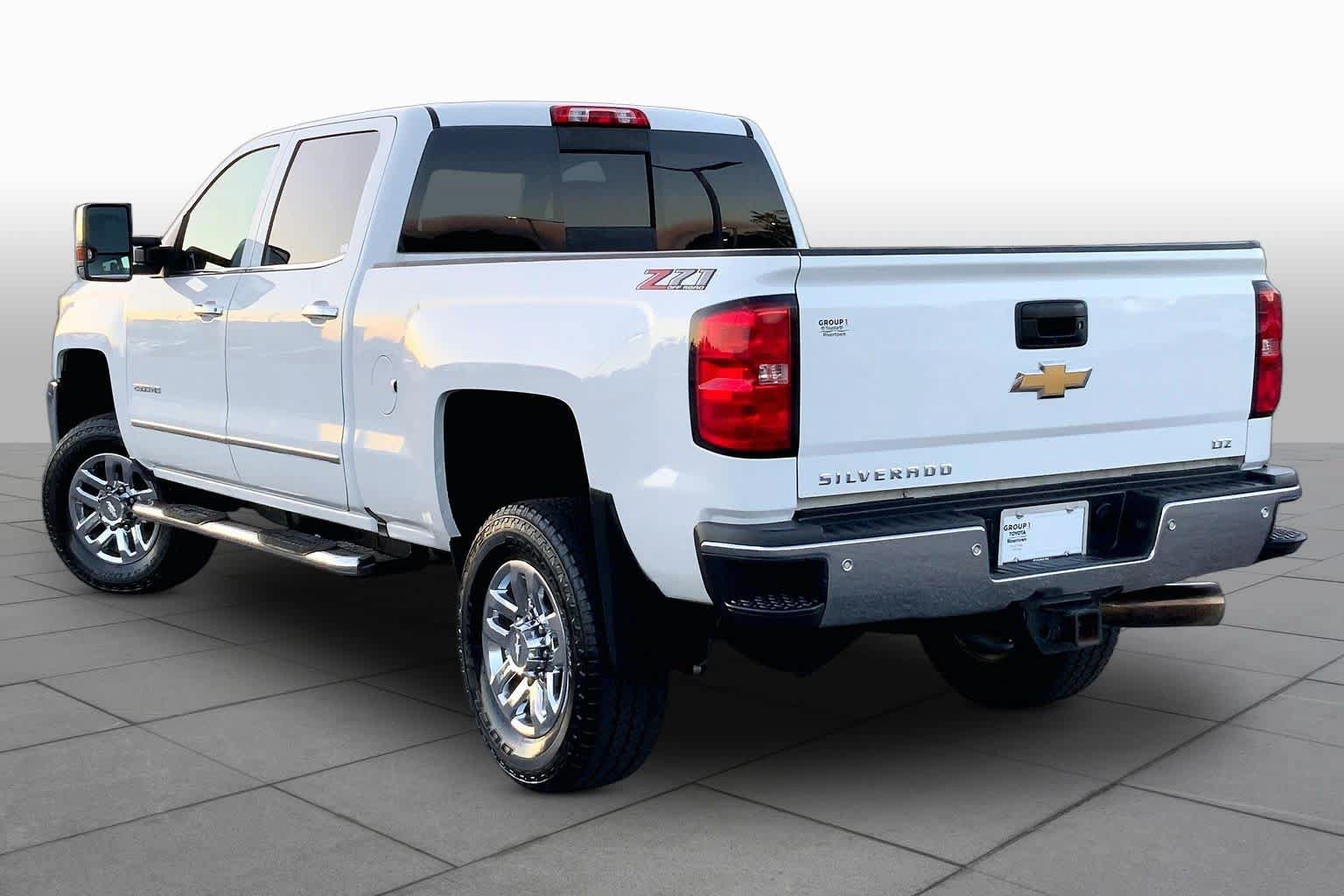 Used 2018 Chevrolet Silverado 2500 LTZ w/ Duramax Plus Package AWD/4WD image 11