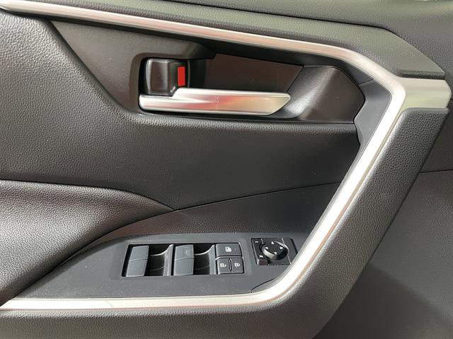 Used 2019 Toyota RAV4 XLE w/ Convenience Package AWD/4WD image 21