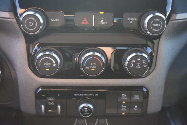 New 2027 RAM 1500 Express AWD/4WD image 23