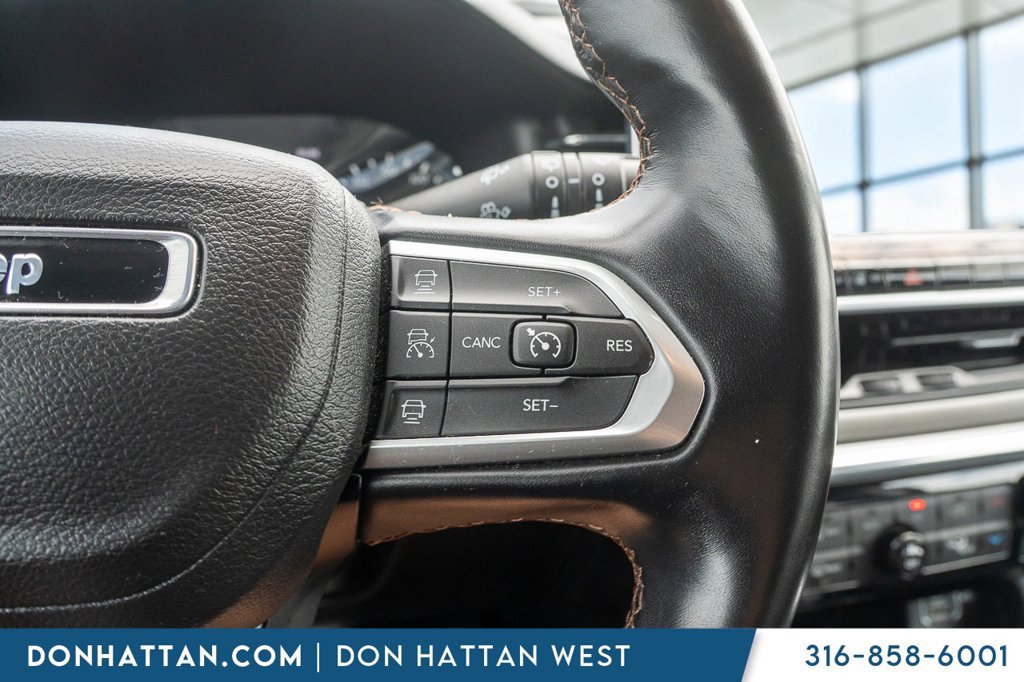Used 2022 Jeep Compass Limited AWD/4WD image 12