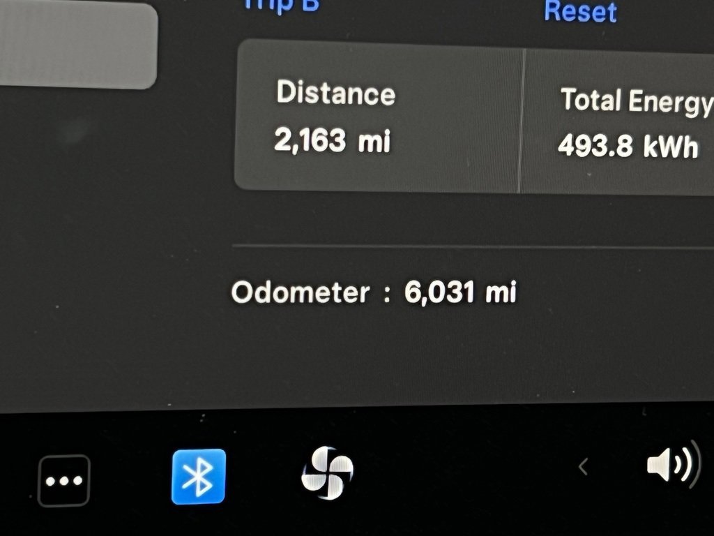 Used 2024 Tesla Model 3 Standard Range image 17