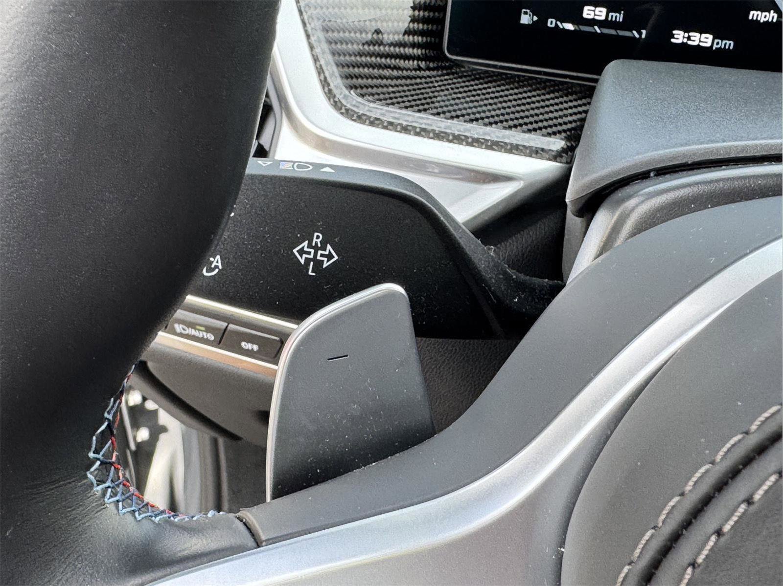 Used 2025 BMW X7 M60i image 50