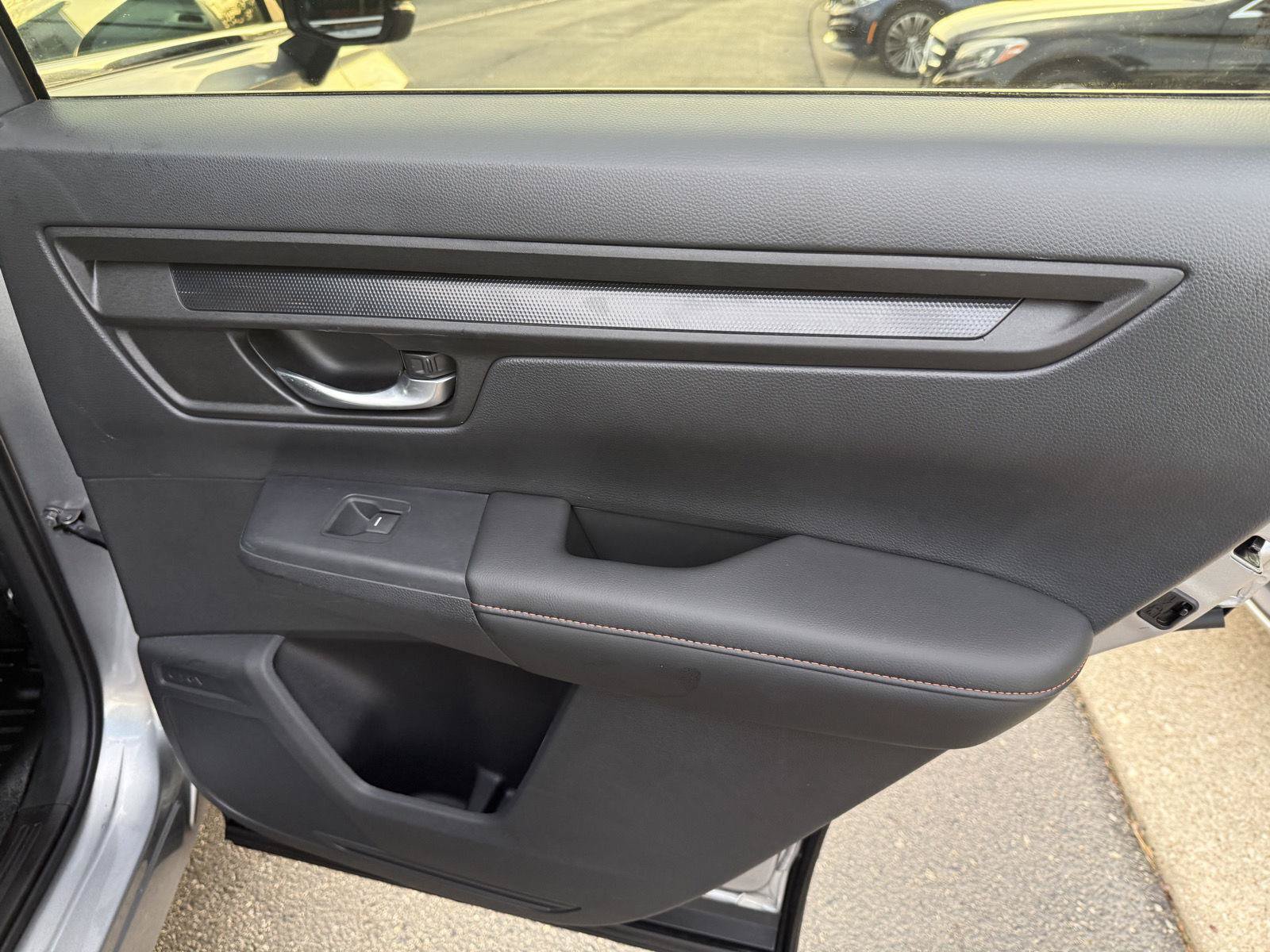 Used 2023 Honda CR-V Sport image 27