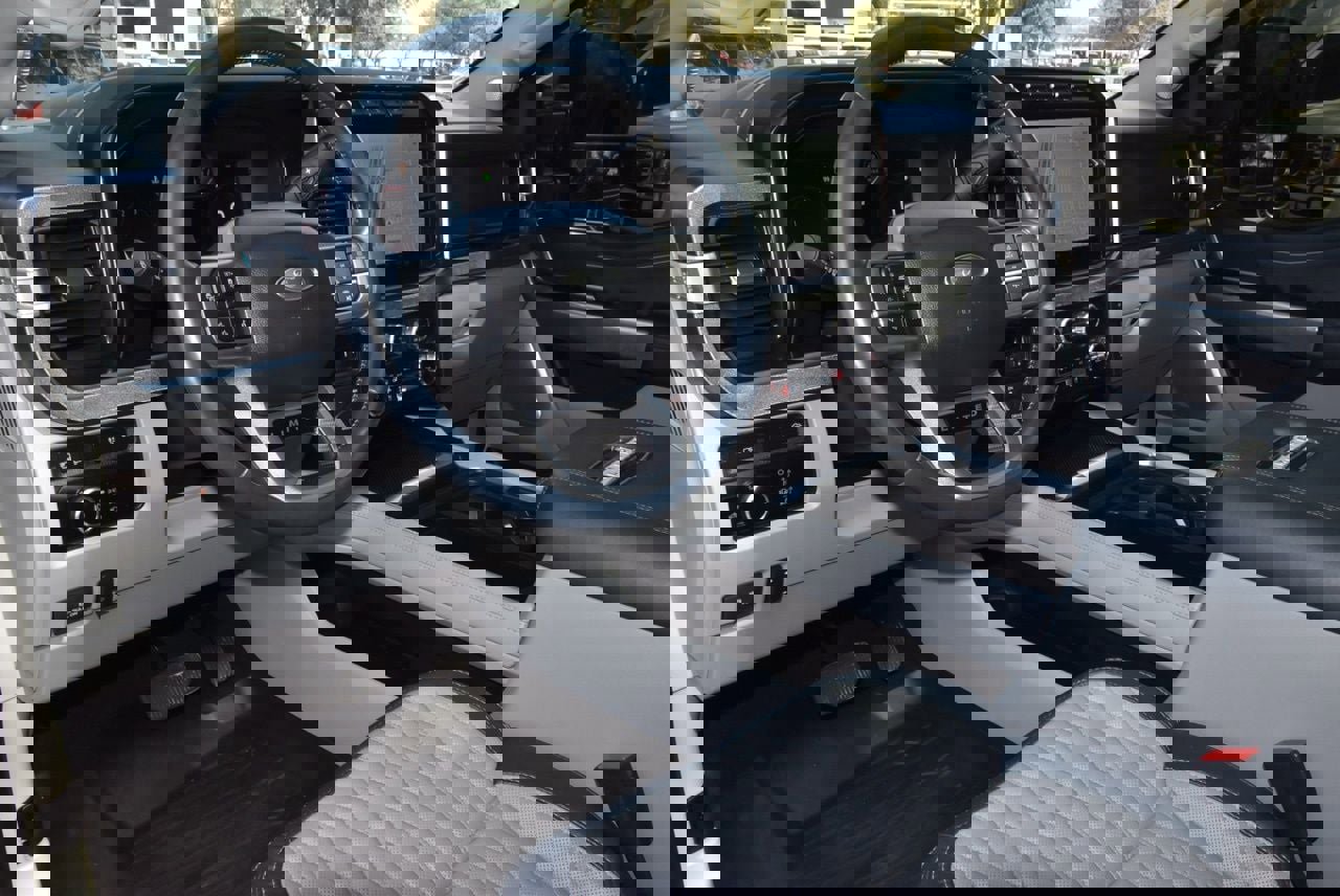 Used 2024 Ford F250 Limited w/ FX4 Off-Road Package image 37